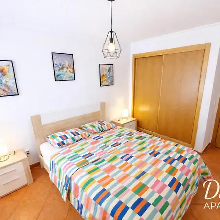 David's - Sunny Beachside Escape * Armação de Pêra