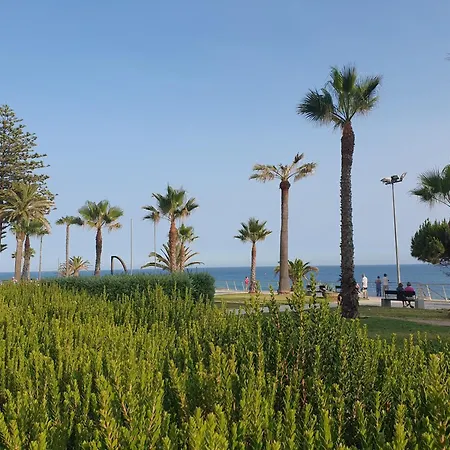 David's - Sunny Beachside Escape アパート *